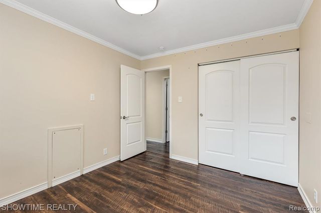 31810 Briar Lane, Saint Clair Shores, MI 48082