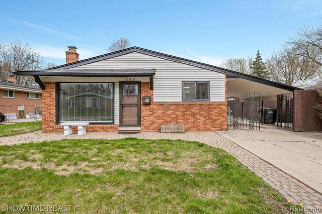 31810 Briar Lane, Saint Clair Shores, MI 48082