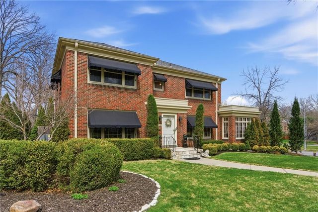 1200 W 70th Terrace, Kansas City, MO 64113