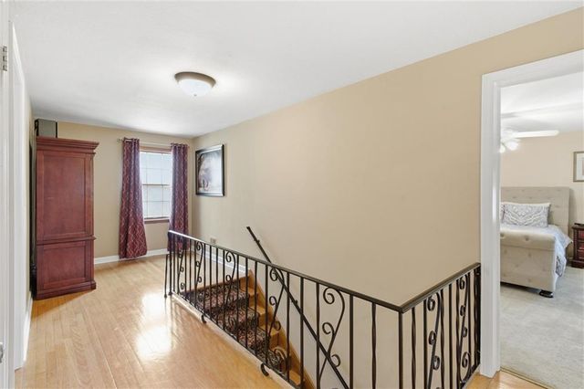 1200 W 70th Terrace, Kansas City, MO 64113