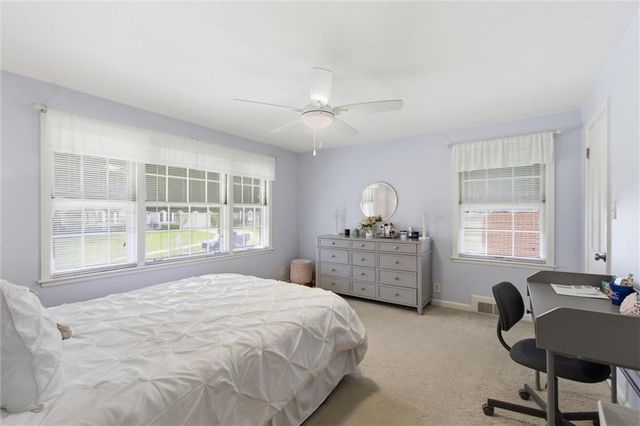 1200 W 70th Terrace, Kansas City, MO 64113