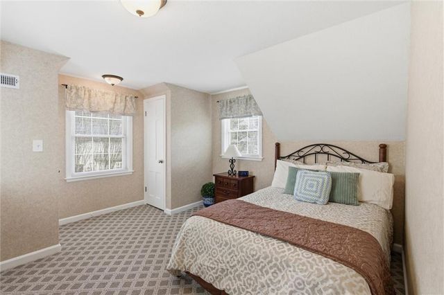 1200 W 70th Terrace, Kansas City, MO 64113