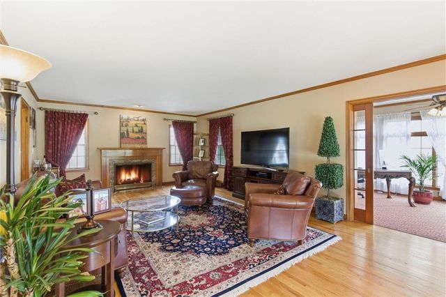 1200 W 70th Terrace, Kansas City, MO 64113