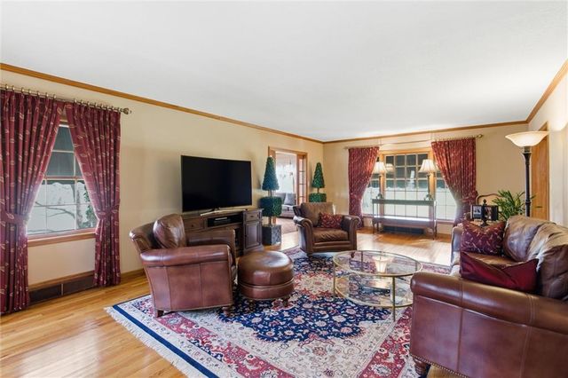 1200 W 70th Terrace, Kansas City, MO 64113