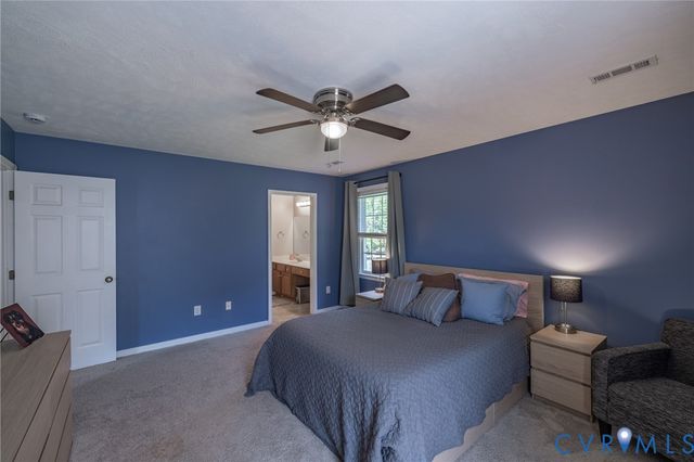 8378 Mary Mundie Ln, Mechanicsville, VA 23111