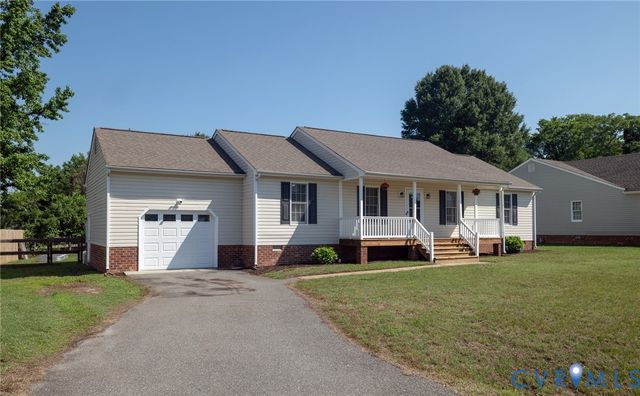 8378 Mary Mundie Ln, Mechanicsville, VA 23111