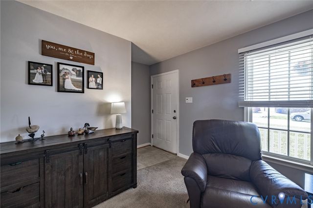 8378 Mary Mundie Ln, Mechanicsville, VA 23111