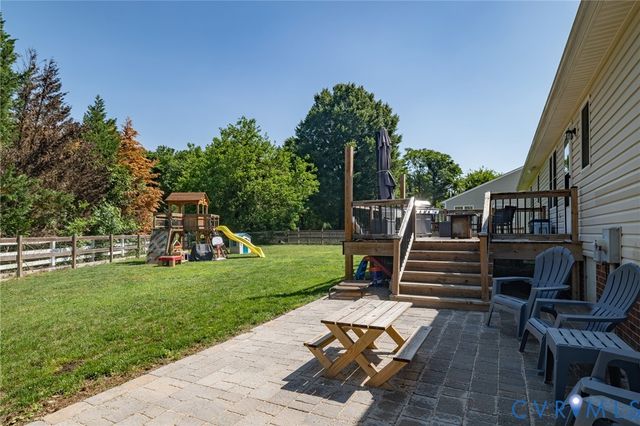 8378 Mary Mundie Ln, Mechanicsville, VA 23111