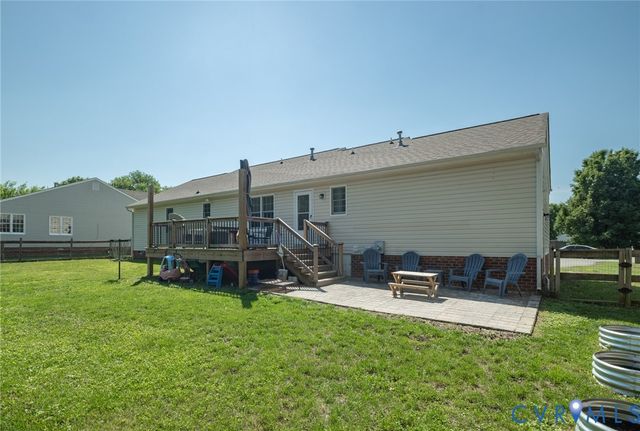 8378 Mary Mundie Ln, Mechanicsville, VA 23111