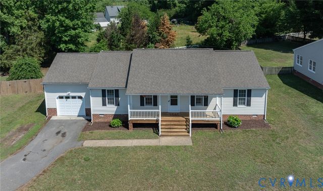 8378 Mary Mundie Ln, Mechanicsville, VA 23111