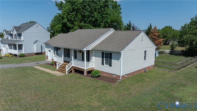 8378 Mary Mundie Ln, Mechanicsville, VA 23111