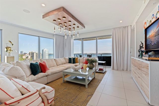 2910 W BARCELONA STREET 1501, Tampa, FL 33629