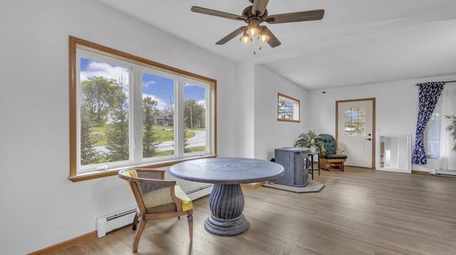 2917 Stone ROAD, Manitowoc, WI 54220
