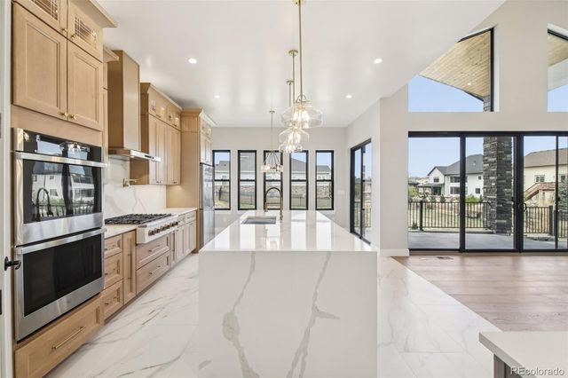 27330 E Nova Circle, Aurora, CO 80016