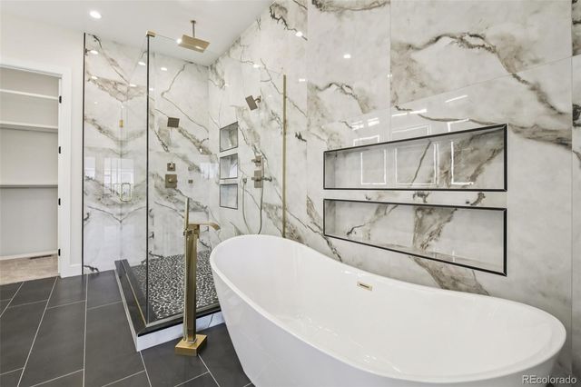 27330 E Nova Circle, Aurora, CO 80016