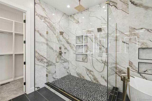 27330 E Nova Circle, Aurora, CO 80016