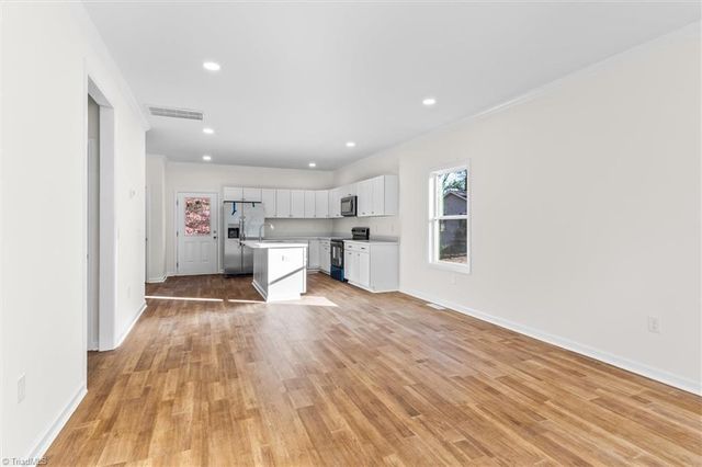 211 W Brookline Street, Winston-salem, NC 27127