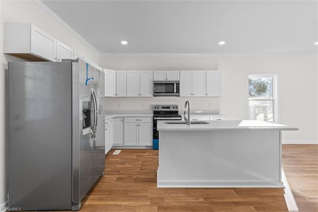 211 W Brookline Street, Winston-salem, NC 27127