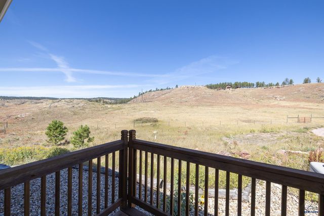 27745 FOREST RD, Hot Springs, SD 57747