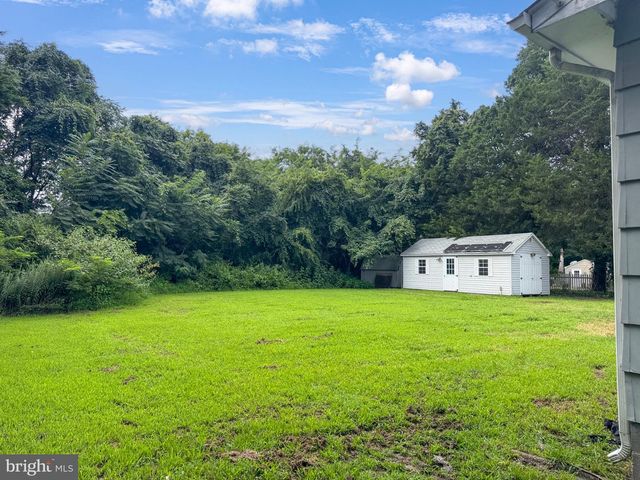 127 FAIRFAX DR, Colonial Beach, VA 22443