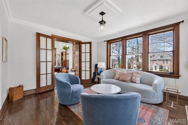 7298 Greenway Avenue, University City, MO 63130