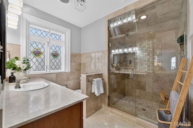 7298 Greenway Avenue, University City, MO 63130