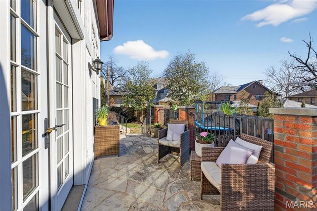 7298 Greenway Avenue, University City, MO 63130