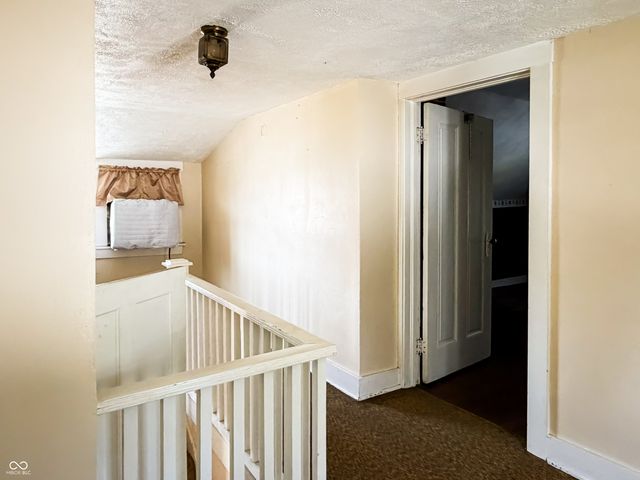 106 College Avenue, Paoli, IN 47454