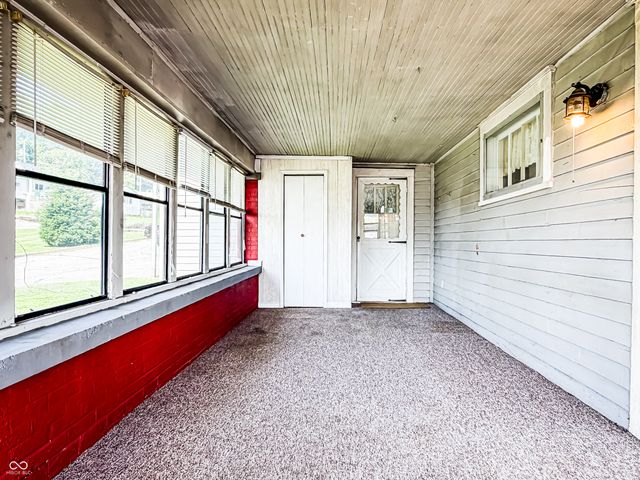 106 College Avenue, Paoli, IN 47454
