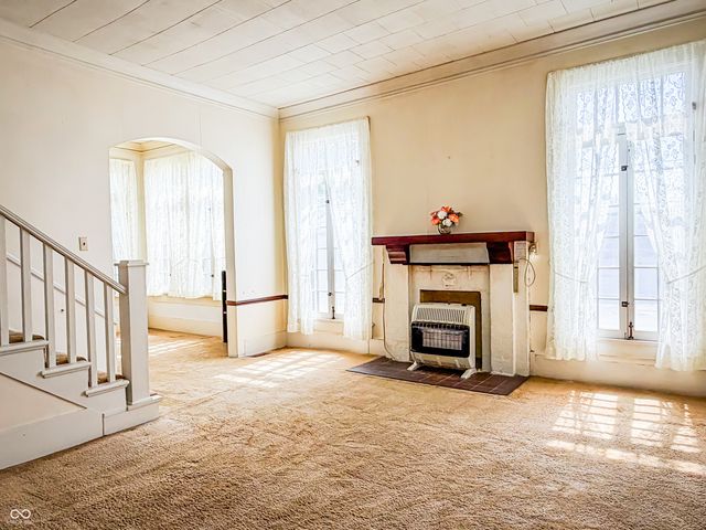 106 College Avenue, Paoli, IN 47454