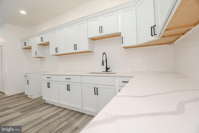 1642 MARKET ST, Harrisburg, PA 17103