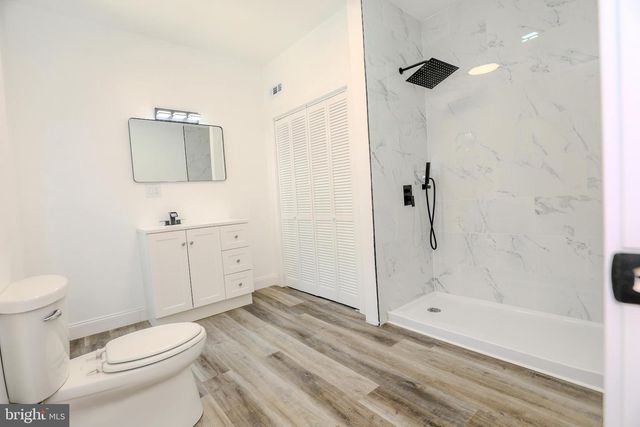 1642 MARKET ST, Harrisburg, PA 17103