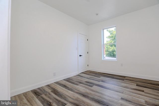 1642 MARKET ST, Harrisburg, PA 17103