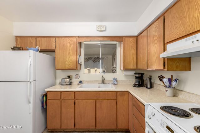 5851 E DODGE Street, Mesa, AZ 85205