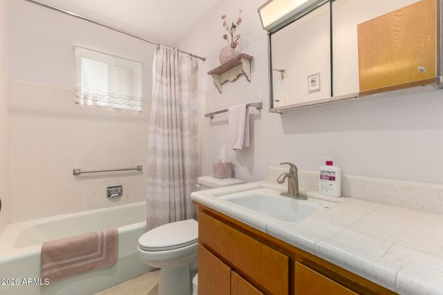 5851 E DODGE Street, Mesa, AZ 85205