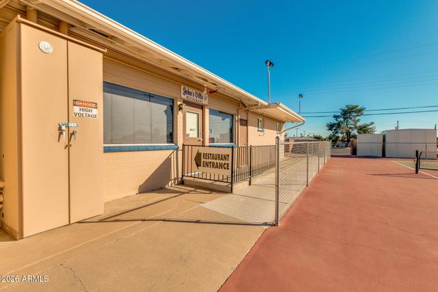 5851 E DODGE Street, Mesa, AZ 85205