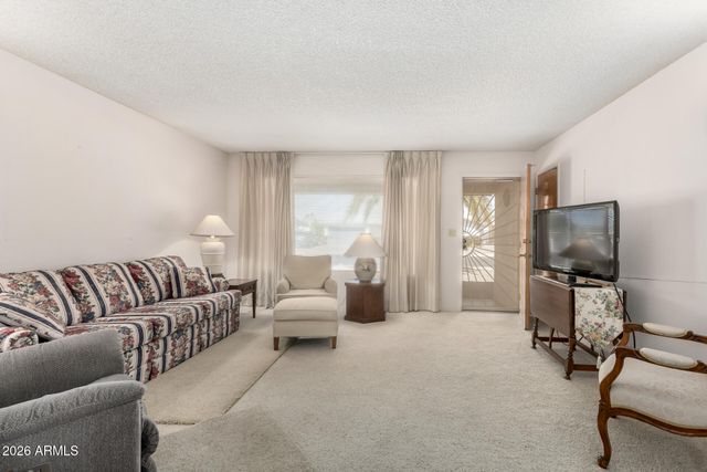 5851 E DODGE Street, Mesa, AZ 85205