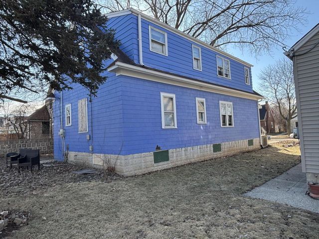 4952 N 25th STREET, Milwaukee, WI 53209
