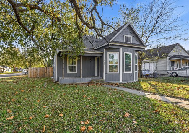900 W Morgan, Denison, TX 75020