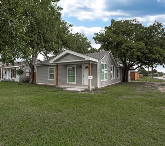 302 14th Street, Grand Prairie, TX 75050