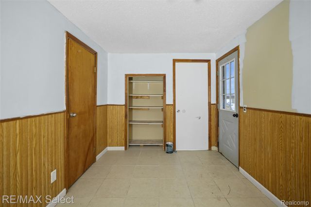 11576 Hamilton Street, Vienna Charter Township, MI 48420