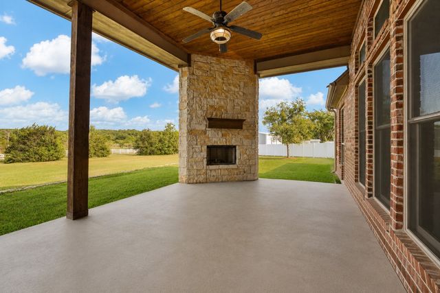 124 True Grit Court, Weatherford, TX 76088