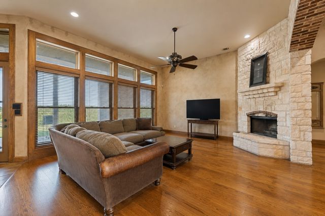 124 True Grit Court, Weatherford, TX 76088