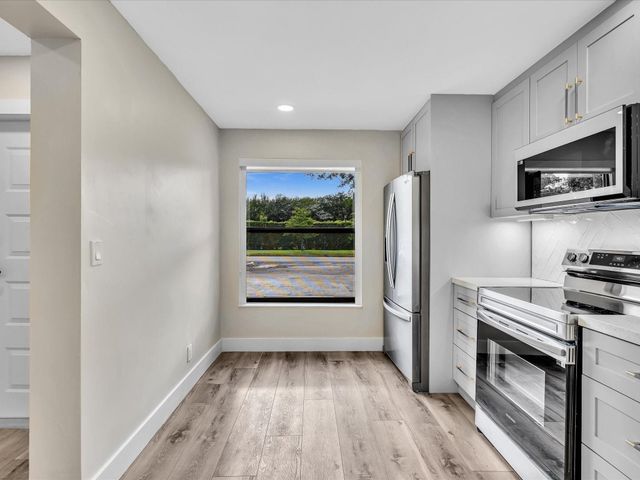 1381 NW 99th Avenue 172, Pembroke Pines, FL 33024