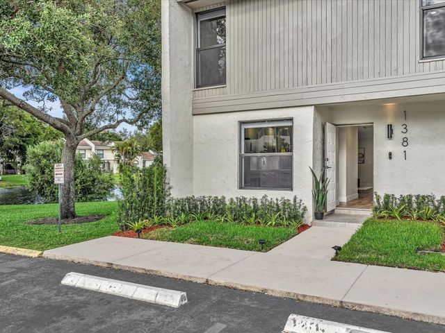 1381 NW 99th Avenue 172, Pembroke Pines, FL 33024