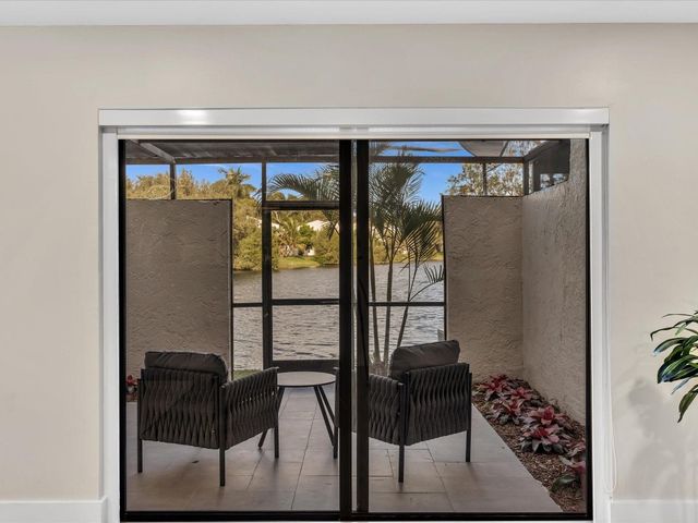 1381 NW 99th Avenue 172, Pembroke Pines, FL 33024