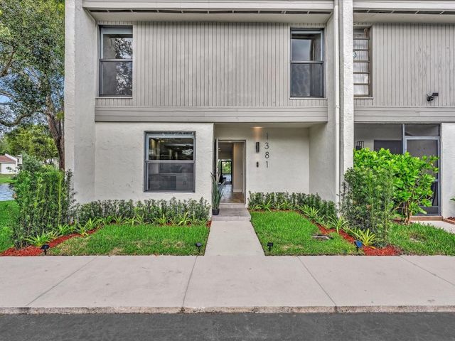1381 NW 99th Avenue 172, Pembroke Pines, FL 33024