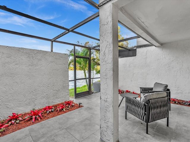 1381 NW 99th Avenue 172, Pembroke Pines, FL 33024