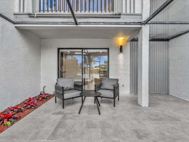 1381 NW 99th Avenue 172, Pembroke Pines, FL 33024