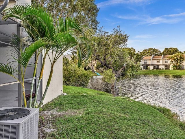 1381 NW 99th Avenue 172, Pembroke Pines, FL 33024